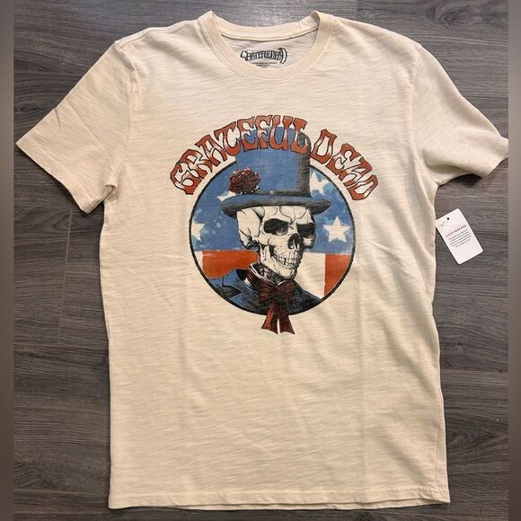 Mens NWT Grateful Dead Red, White, and Blue T-shirt - Picture 1 of 3